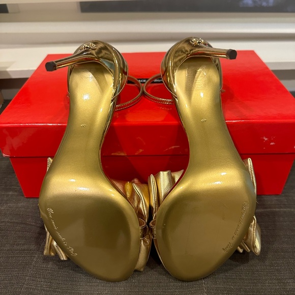 Dolce & Gabbana Gold Sandals - Picture 5 of 6